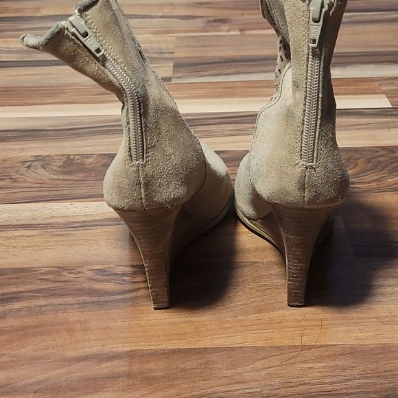 Suede wedge booties - Picture 3 of 5